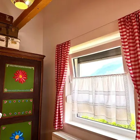- Berge Und Bilder Og Apartament